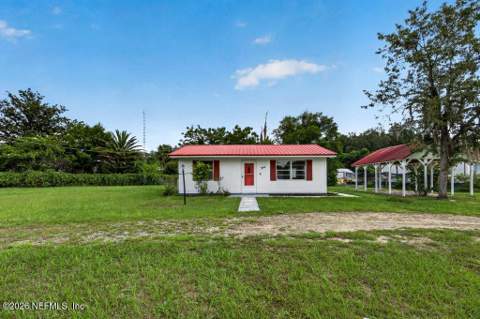 344 5th Way, Interlachen FL - photo 10 of 83
