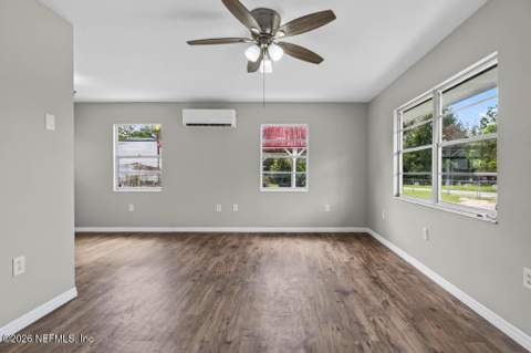 344 5th Way, Interlachen FL - photo 15 of 83