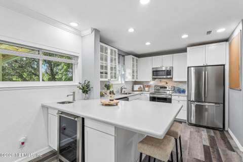 1800 The Greens Way #1504, Jacksonville Beach FL - photo 7 of 28