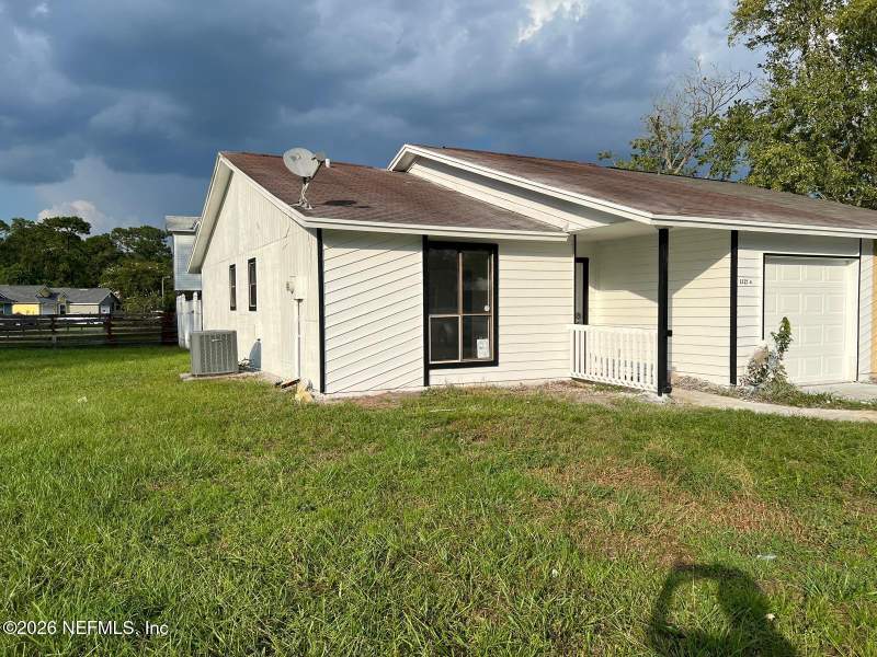 3 bedroom Single Family Residence at 1327 Bay Hill Boulevard #A, Bay Hill, Orange Park — photo 2