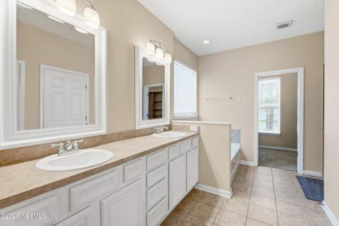 12182 Georgia Oak Court, Jacksonville FL - photo 24 of 55