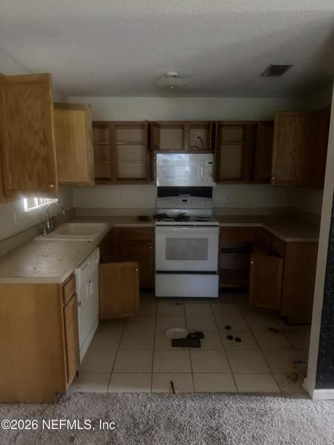 3719 Brentwood Boulevard, Jacksonville FL - photo 7 of 21