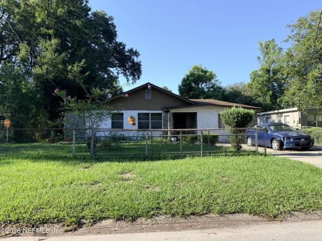 2416 SPIREA Street
