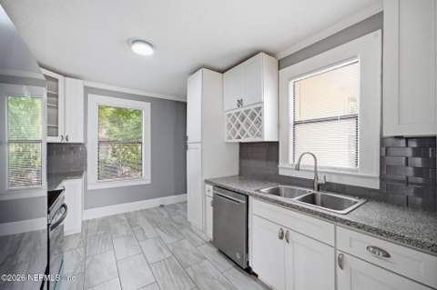 541 Linwood Avenue, Jacksonville FL - photo 19 of 22