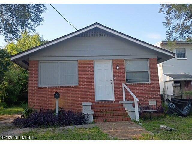 1766 W 9TH Street