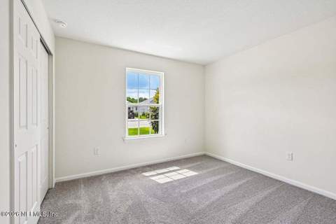 8279 Hawkes Meadow Drive, Jacksonville FL - photo 13 of 26