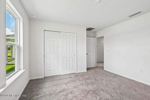 8279 Hawkes Meadow Drive, Jacksonville FL - photo 19 of 26