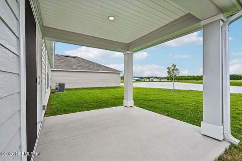 8279 Hawkes Meadow Drive, Jacksonville FL - photo 23 of 26