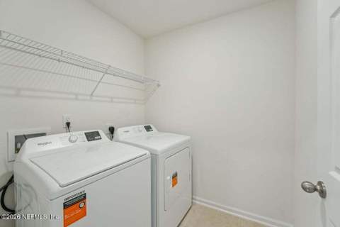 8177 Hawkes Meadow Drive, Jacksonville FL - photo 16 of 25