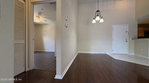 3680 Kirkpatrick Circle #15, Jacksonville FL - photo 9 of 21