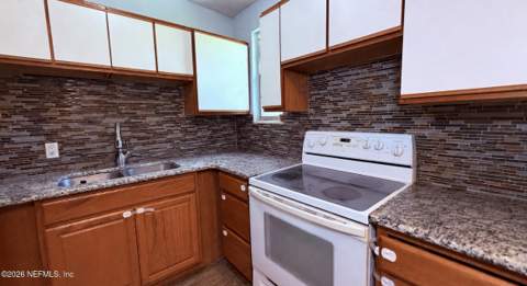 2548 Congaree Drive, Jacksonville FL - photo 9 of 25