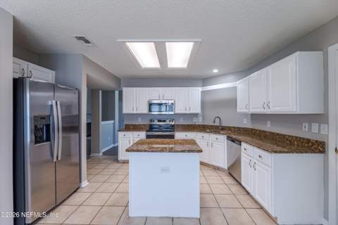 13870 Softwind Trail, Jacksonville FL - photo 18 of 43