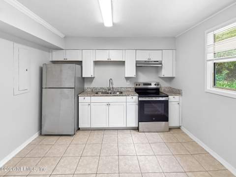 4668 Portsmouth Avenue, Jacksonville FL - photo 11 of 34