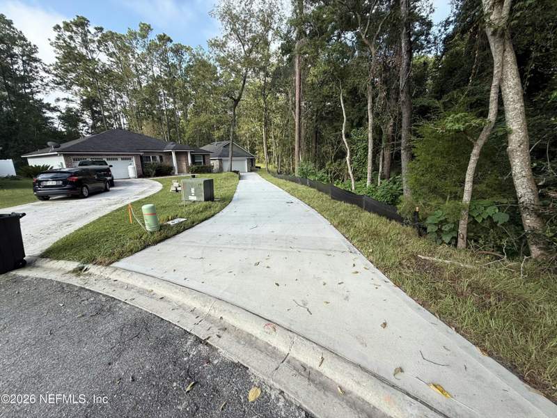3 bedroom Single Family Residence at 7738 Lookout Point Drive, Valley West, Jacksonville — photo 2