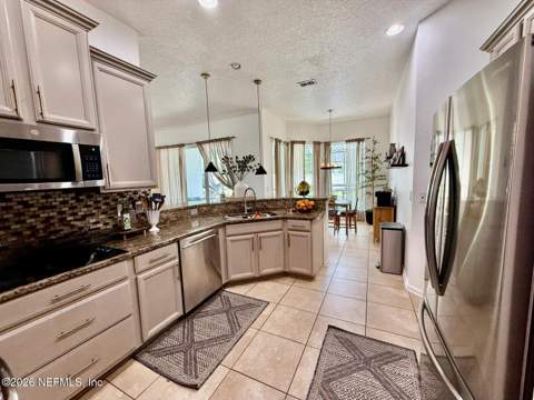 9298 Spider Lily Lane, Jacksonville FL - photo 9 of 23