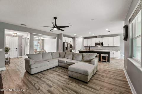 3262 Bradley Creek Parkway, Green Cove Springs FL - photo 10 of 55