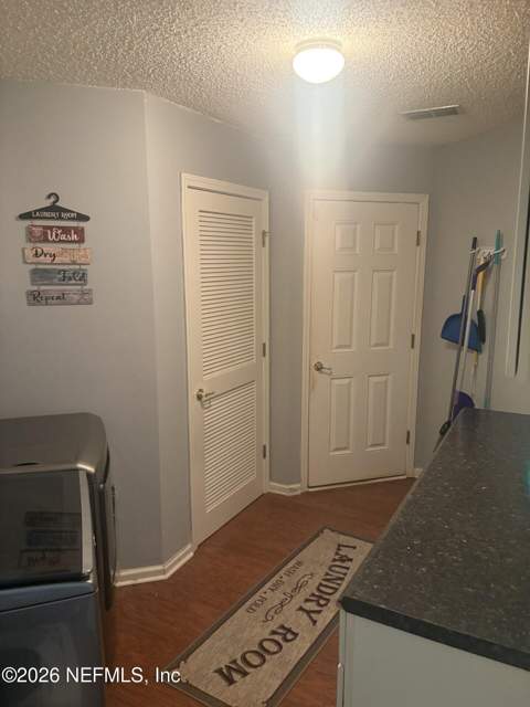 10812 Jessica Ash Drive, Jacksonville FL - photo 9 of 17
