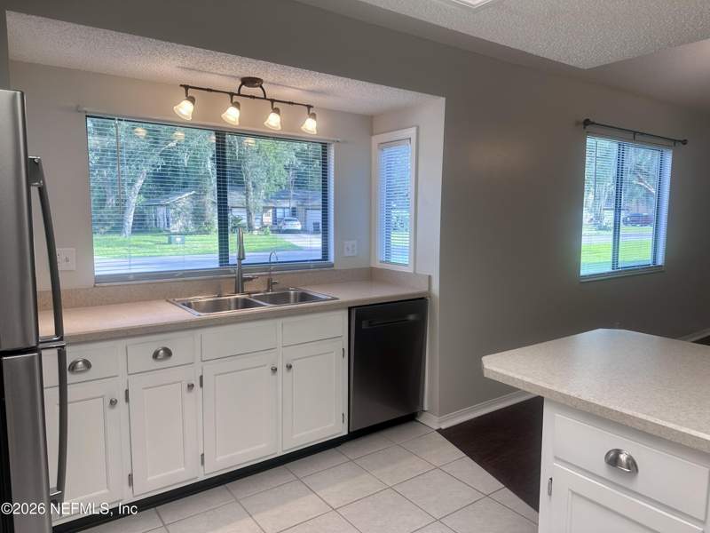 3 bedroom Single Family Residence at 6282 Island Forest Drive, Island Forest, Fleming Island — photo 4