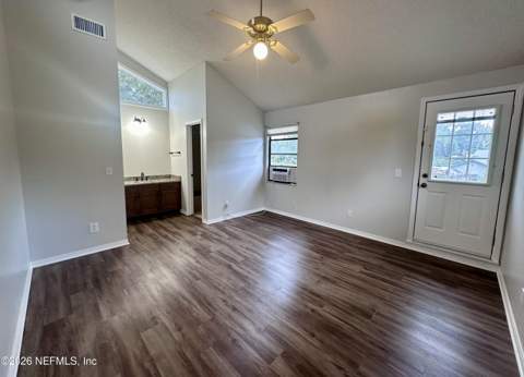 6282 Island Forest Drive, Fleming Island FL - photo 15 of 25