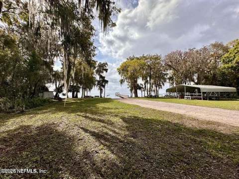 318 Lakeshore Drive, Georgetown FL - photo 7 of 41