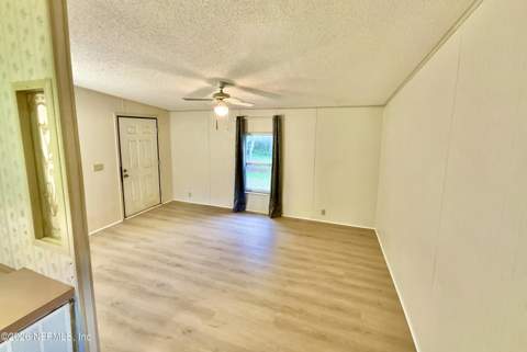 107 Crystal Lake Drive, Melrose FL - photo 6 of 40