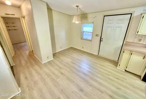 107 Crystal Lake Drive, Melrose FL - photo 10 of 40