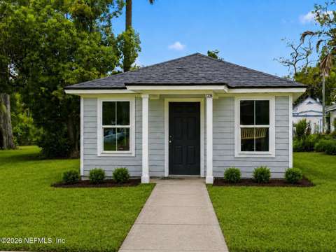 1236 Hart Street, home for sale on Hart Street