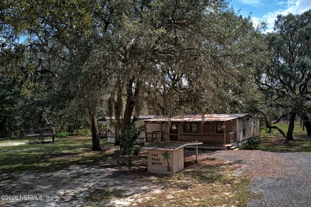 203 POND Circle