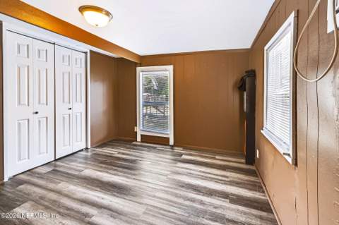 203 Pond Circle, Interlachen FL - photo 8 of 29
