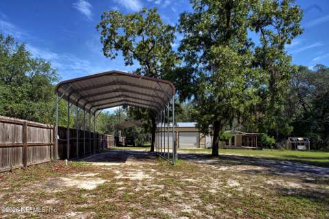 203 Pond Circle, Interlachen FL - photo 23 of 29