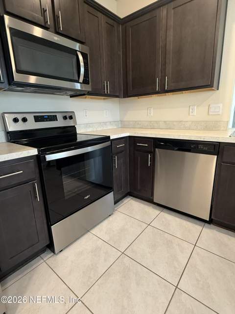 908 Observatory Parkway, Jacksonville FL - photo 10 of 47