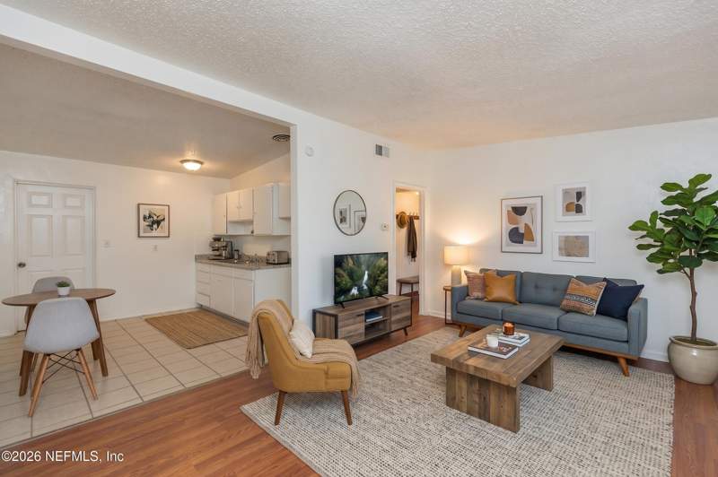 2 bedroom Single Family Residence at 5601 Pansy Lane, Magnolia Gardens, Jacksonville — photo 5