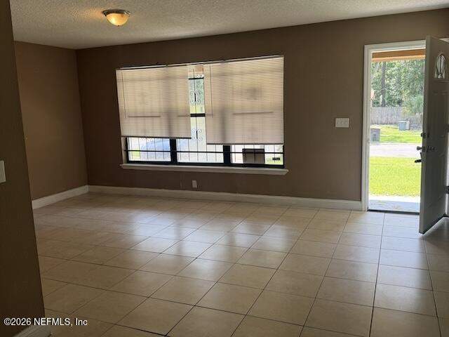 3 bedroom Single Family Residence at 8562 Darlington Drive, Harbor View, Jacksonville — photo 2