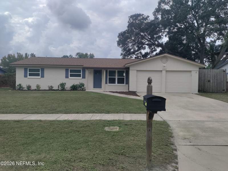 4 bedroom Single Family Residence at 1042 Grove Park Lane, Grove Park, Orange Park — photo 3