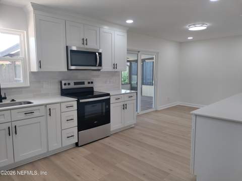 1042 Grove Park Lane, Orange Park FL - photo 9 of 30