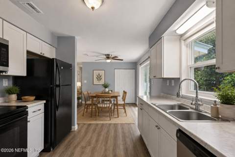 105 E Rellim Drive, Palatka FL - photo 13 of 30