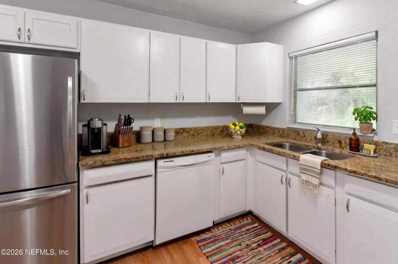 5 bedroom Single Family Residence at 5626 Verbena Road, Magnolia Gardens, Jacksonville — photo 2