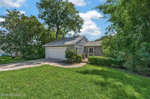 3767 Hermitage Road, Jacksonville FL - photo 6 of 46