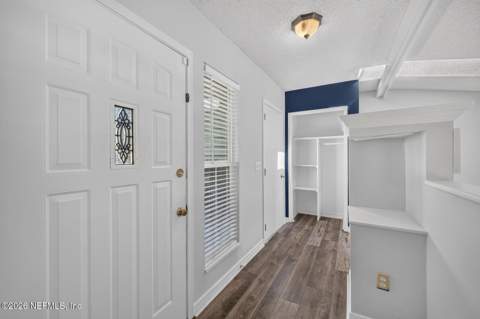 3767 Hermitage Road, Jacksonville FL - photo 10 of 54