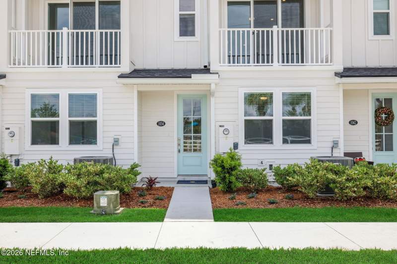 3 bedroom Townhouse at 1035 1st Avenue, North Beach, Jacksonville Beach — photo 4