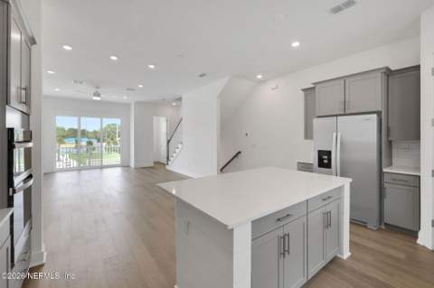 1035 1st Avenue, Jacksonville Beach FL - photo 22 of 41