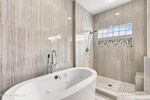 3009 Antigua Drive, Jacksonville Beach FL - photo 23 of 38