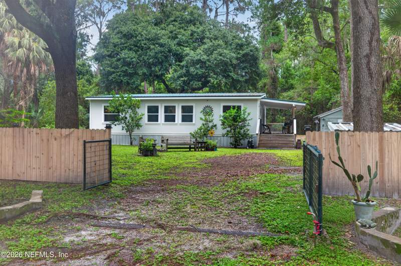 2 bedroom Mobile Home at 126 Janet Avenue, Georgetown Cove, Georgetown — photo 3