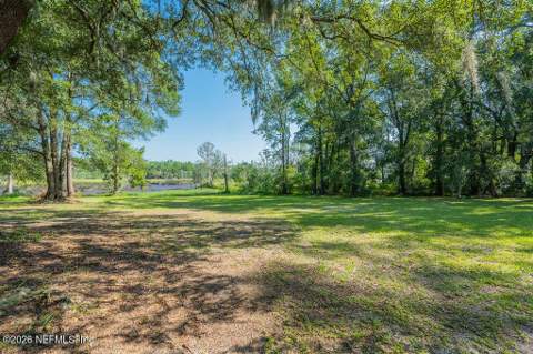 5751 Gilchrist Road, Jacksonville FL - photo 8 of 40