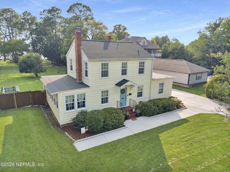 3 bedroom Single Family Residence at 2704 Lake Shore Boulevard, Lakeshore, Jacksonville — photo 1