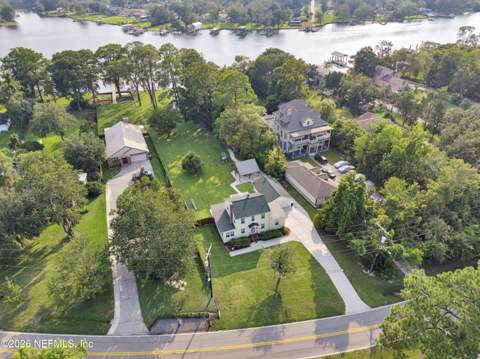 2704 Lake Shore Boulevard, Jacksonville FL - photo 9 of 91
