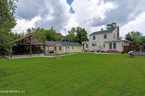 2704 Lake Shore Boulevard, Jacksonville FL - photo 10 of 91