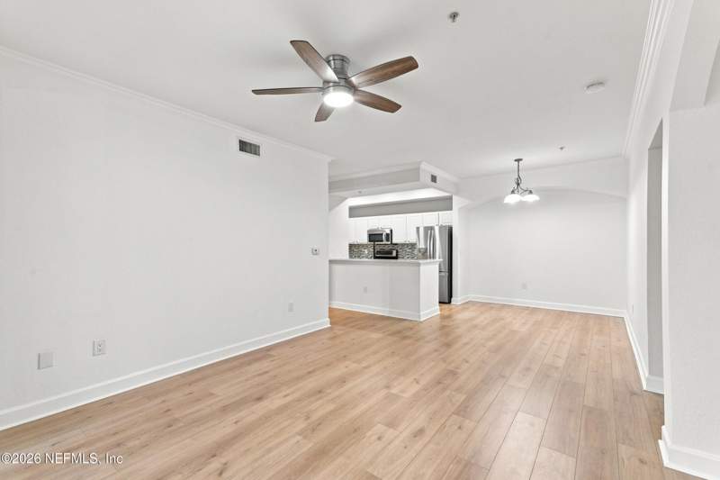 2 bedroom Condominium at 10075 Gate Parkway #103, Mirabella, Jacksonville — photo 4