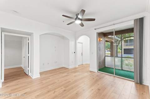 10075 Gate Parkway #103, Jacksonville FL - photo 7 of 35