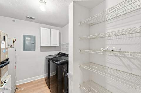 10075 Gate Parkway #103, Jacksonville FL - photo 12 of 35